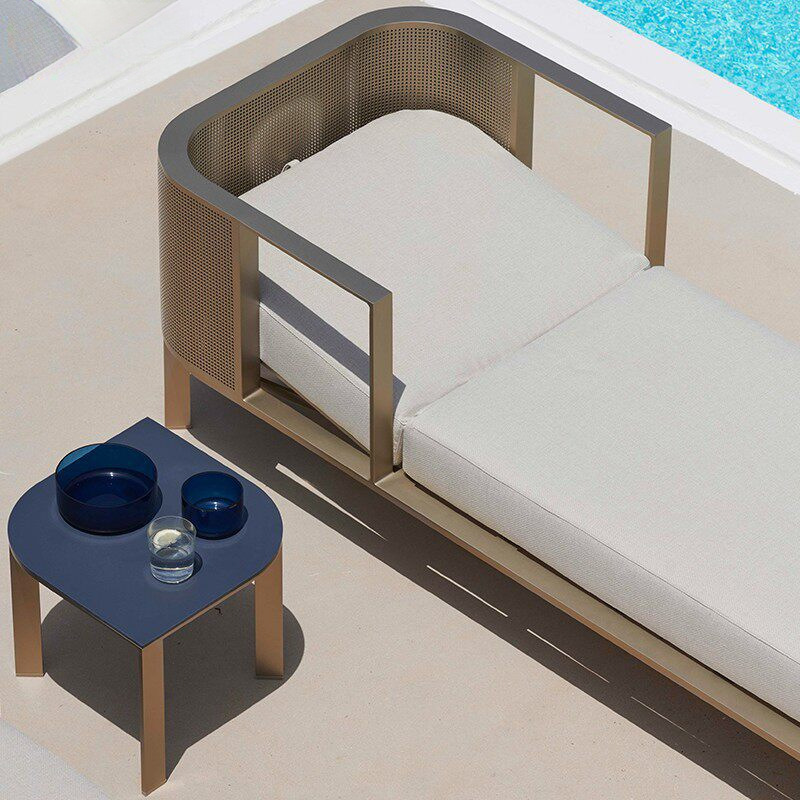 Buitenstoelen B&B Hotel Binnen - Outdoor Lighting Around Pool recensie en prijs